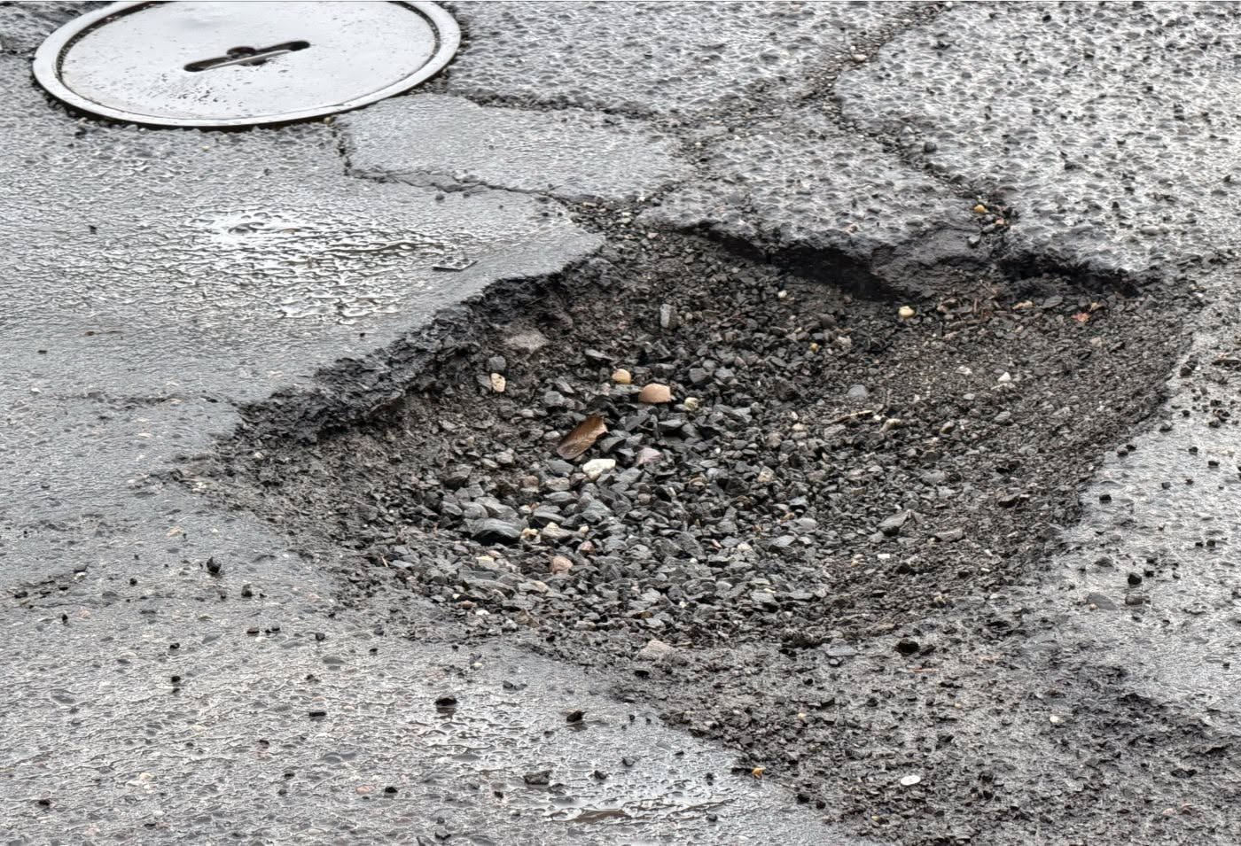 pothole; Pothole suspected as primary cause of cyclist’s death