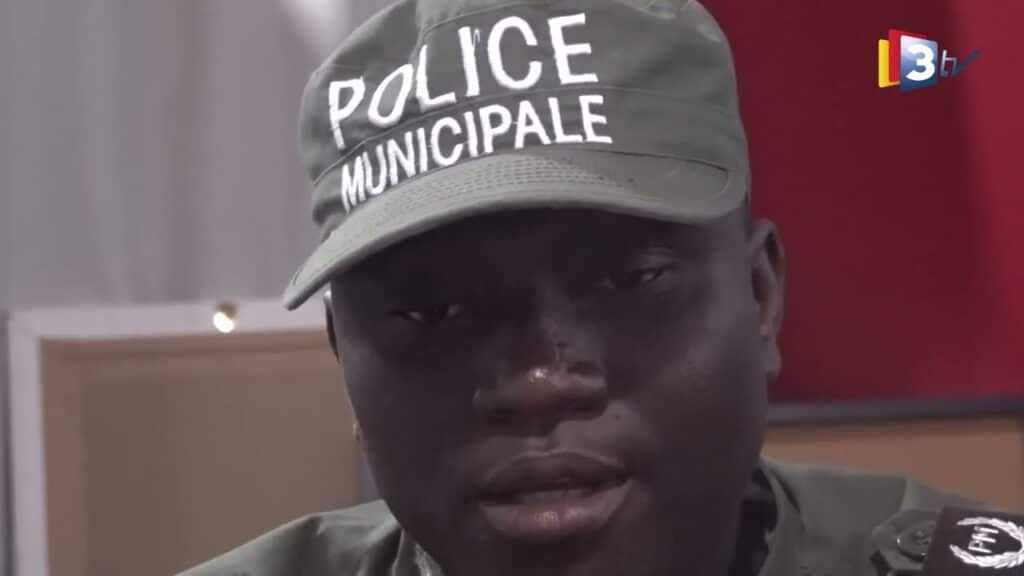 (police municipale): 🚨 Motos 50 à 125 cm³ : la Police municipale rappelle l’obligation de rouler sur la petite voie
